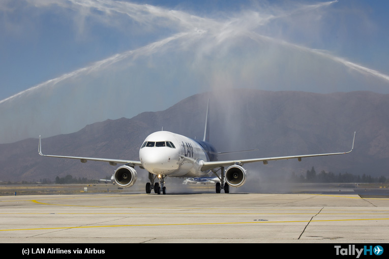 LAN presentó su más reciente adquisición el Airbus A-321