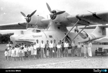 64 años del primer vuelo entre Chile continental e Isla de Pascua