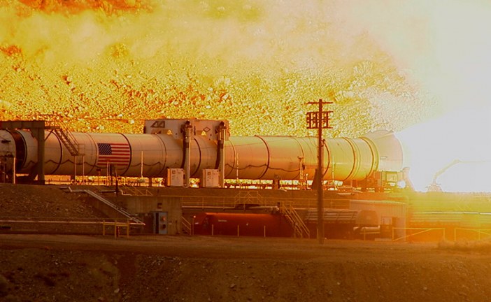 NASA prueba cohete que busca llevar humanos a Marte
