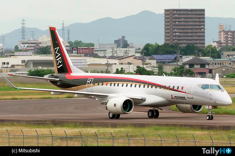 Mitsubishi MRJ inicia pruebas de taxeo
