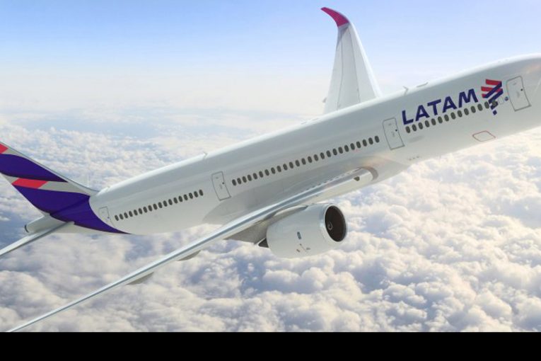 LATAM presentó nuevo diseño para aeronaves y uniformes