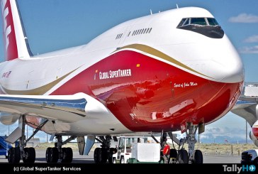 Ardua labor del Boeing 747-400 SuperTanker en el Sur de Chile