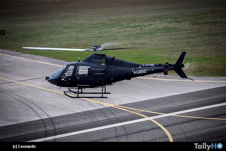 Helicóptero Leonardo SW-4 Solo voló por primera vez sin «piloto de seguridad»