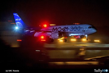 El MC-21-300 realizó primer vuelo de noche