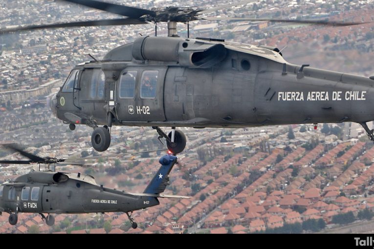 Volando en MH-60M Black Hawk de la FACH en la Parada Militar 2019