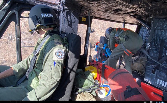 Fuerza Aérea de Chile realizó rescates a parapentistas durante competencia internacional