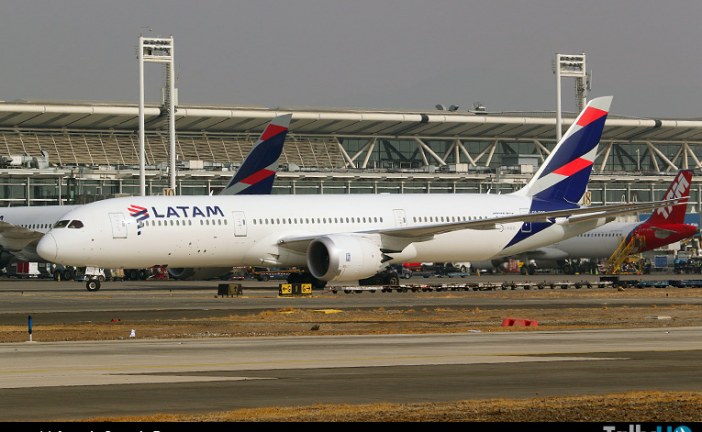 LATAM reducirá operaciones de pasajeros en 95% durante el mes de abril