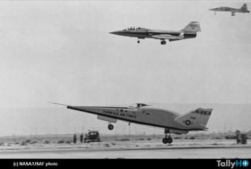 45 años del primer aterrizaje sin propulsión del X-24B