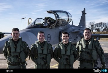 Pilotos de la Fuerza Aérea Brasileña comienzan el entrenamiento de conversión en Suecia