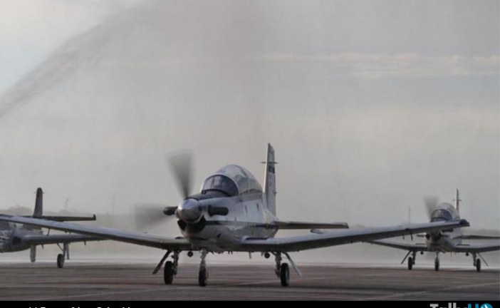 Fuerza Aérea Colombiana recibe oficialmente sus dos primeros Beechcraft T-6C Texan II
