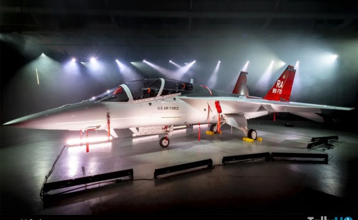 Primer Boeing T-7A Red Hawk «Red Tail» de producción hizo su debut