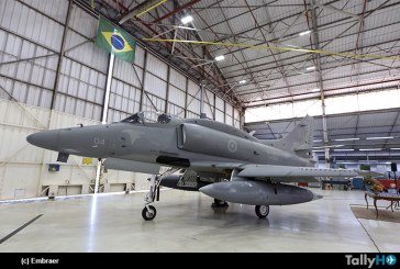 Embraer entregó el último avión AF-1B modernizado a la Marina Brasileña