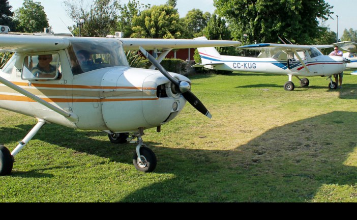 Retorno del Club Universitario de Aviación a Aeródromo La Victoria con pista nueva