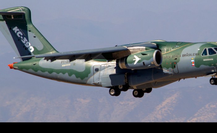 Jornada de llegadas de aviones Latinoamericanos a FIDAE