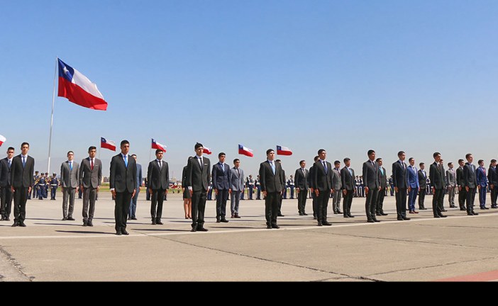 Ingreso de nuevos cadetes a la Escuela de Aviación Capitán Manuel Ávalos Prado