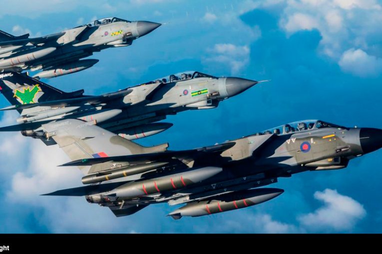 Real Fuerza Aérea despide a los venerables Tornado con diversos vuelos en formación