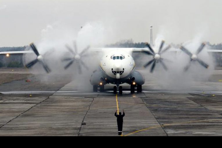 55 Aniversario del primer vuelo del gigantesco Antonov AN-22 Antei