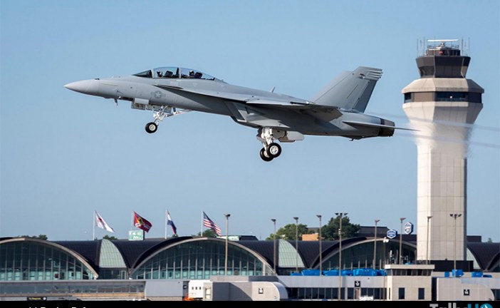 Boeing entrega primer F/A-18 Block III Super Hornet a la US Navy