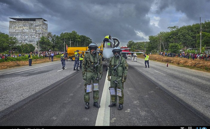 Cazas Gripen de Tailandia realizan primer despliegue desde carreteras
