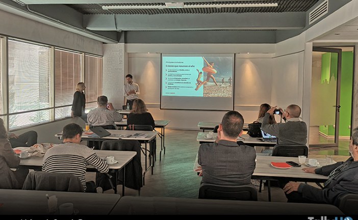 Tendencias de cómo viajan los chilenos en el informe de COCHA Travel Insight