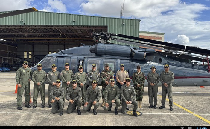 Policía Nacional del Perú recibe donación de helicópteros Black Hawk