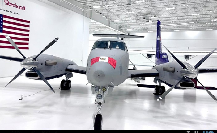 Fuerza Aérea del Perú recibió nuevo avión Beechcraft 360C para labores de Ambulancia