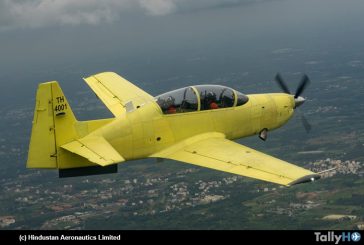Primer vuelo de HAL HTT-40 de producción en serie