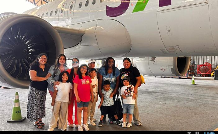 CorreosChile y SKY Airline hacen realidad el sueño de volar de niños y niñas de Fundación Nuestros Hijos