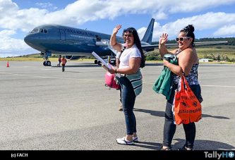 FACH trasladó a estudiantes desde Rapa Nui a Santiago