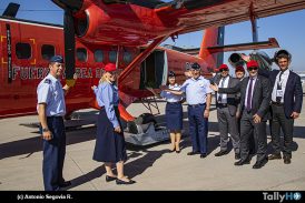 Fuerza Aérea de Chile recibe reconocimiento de De Havilland Aircraft por los 60 años operando el Twin Otter