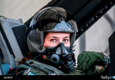 th-fach-graduo-a-su-primera-mujer-piloto-de-f16-01