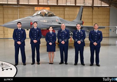 th-fach-graduo-a-su-primera-mujer-piloto-de-f16-02