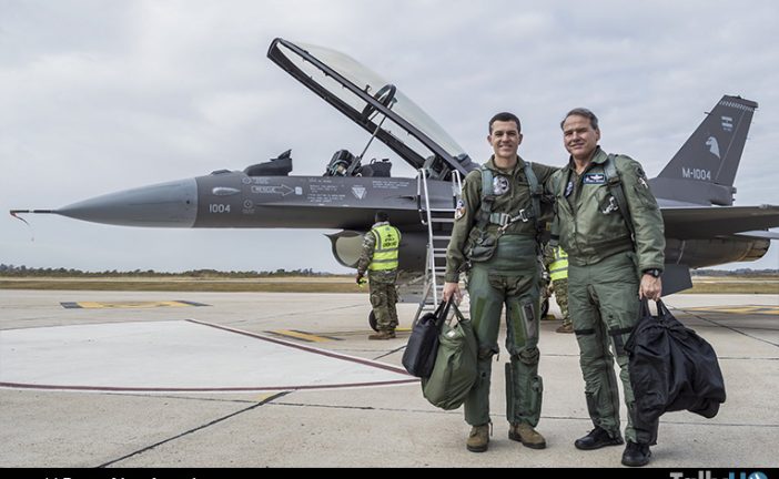 Primeros pilotos argentinos realizan su vuelo «solo» en aviones F-16