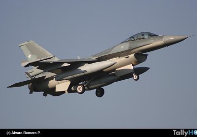 th-primera-parada-militar-f-16-fach-2006-09