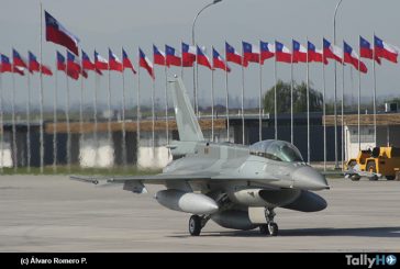 20 años ya: Primera Parada Militar de los F-16 de la FACh
